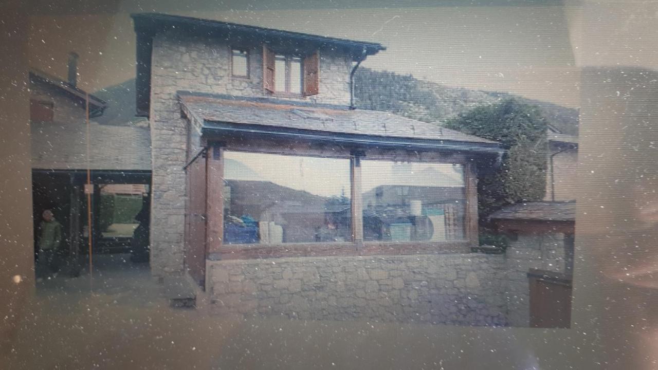Vila Casa Riu Riu de Cerdanya Exteriér fotografie